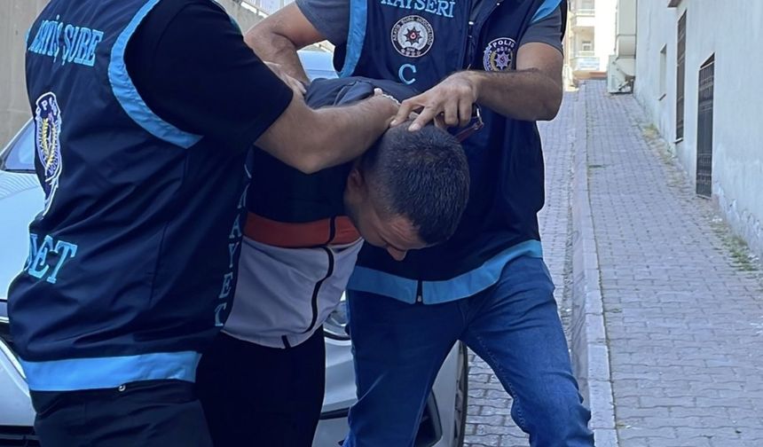 Bıçaklı kavgada acı son: Tartışma kanlı bitti