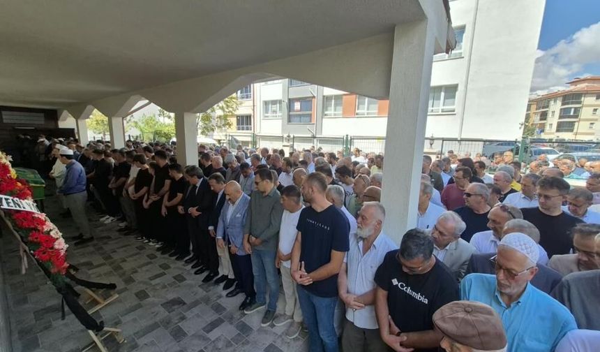 İsmail Altınkaynak’ın acı günü: Annesi son yolculuğuna uğurlandı