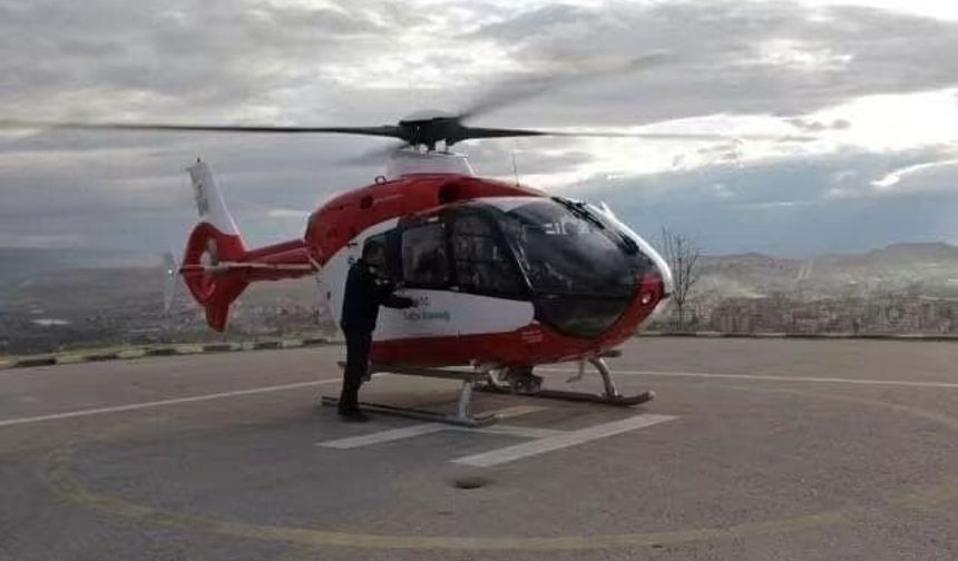 Kalp krizi geçiren 45 yaşındaki hasta için helikopter ambulans gönderildi
