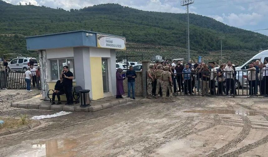 Kenan Şerefli’den Osmaniye’de öldürülen öğretmen için başsağlığı mesajı