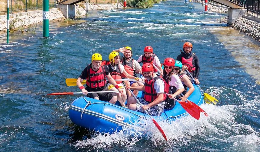 Çekerek’te rafting turları hafta sonları devam ediyor