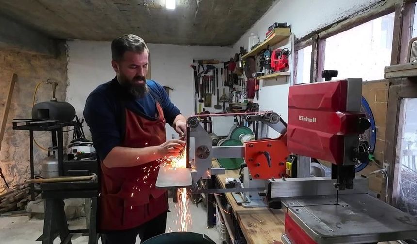 Yozgat'ta hurdaları sanat eserine dönüştürüyor