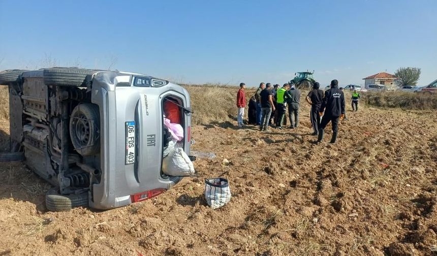 Yozgat-Alaca kara yolunda ticari araç takla attı