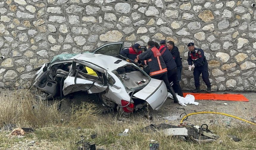 Yozgat’ı yasa boğan kaza! 1’i çocuk 4 kişi hayatını kaybetti