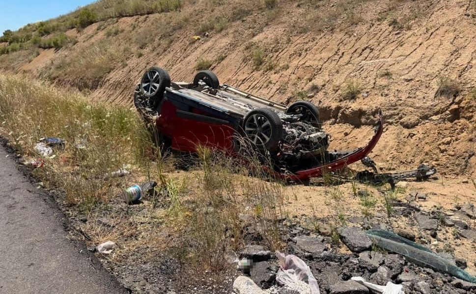 Yozgat'ta otomobil takla attı: 2 yaralı