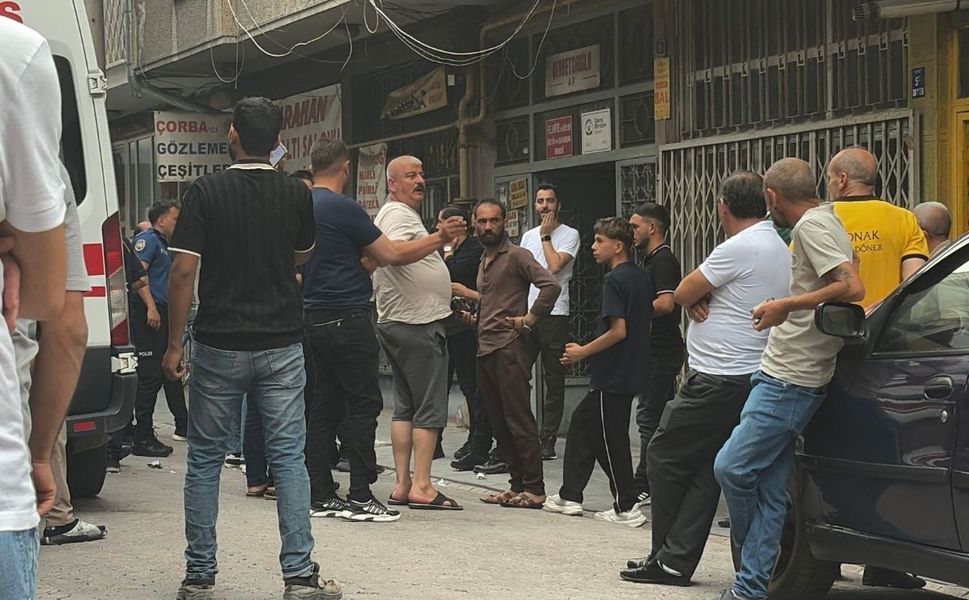 20 yaşındaki gençten acı haber! Hayatına son verdi