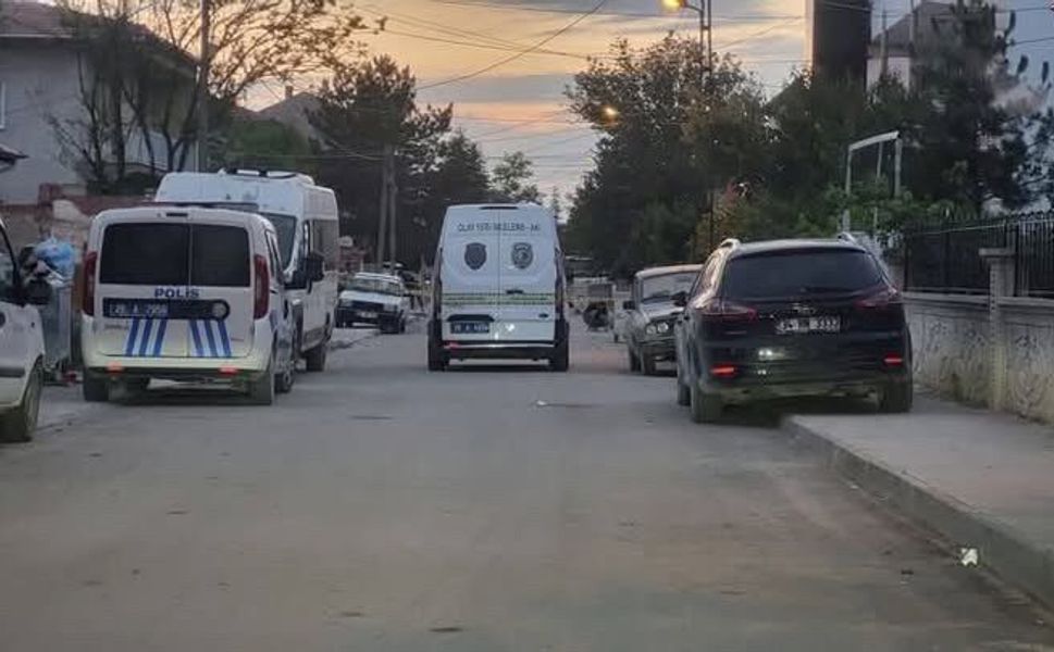 Komşuların park kavgası kanlı bitti
