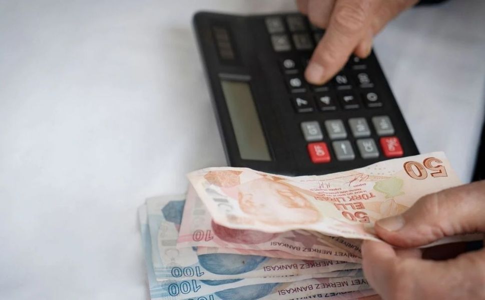 Emekliler dikkat: Maaşlar zamsız yatacak!