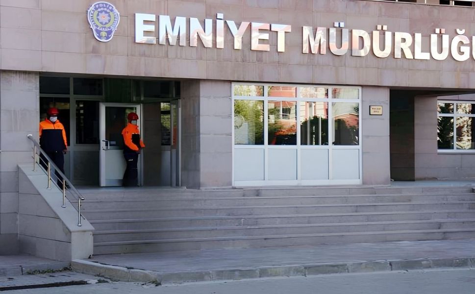 Lise mezunları dikkat! EGM dev personel alacak