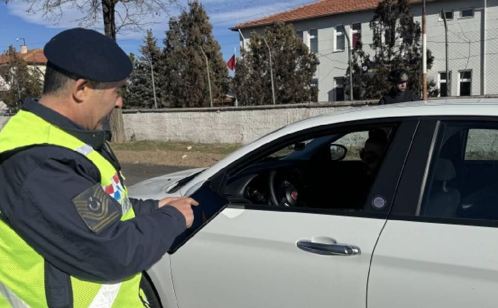 Yozgat’ta alkollü ve ehliyetsiz sürücülere ceza yağdı