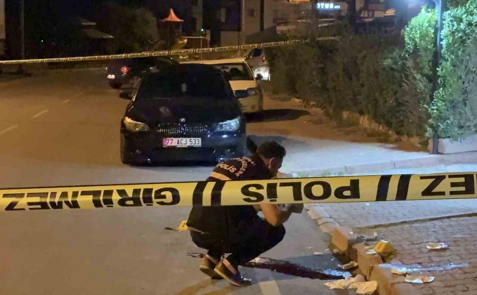 Baba-oğul arasında 'sigara parası' kavgası: 1'i ağır 2 yaralı