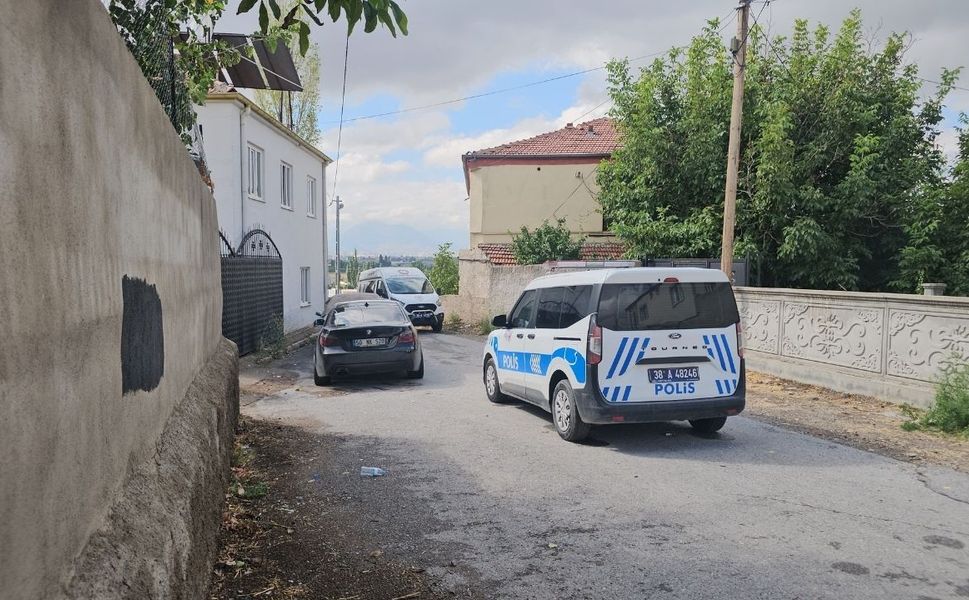 Evde çıkan tartışma kanlı bitti! Silahla ağır yaralandı