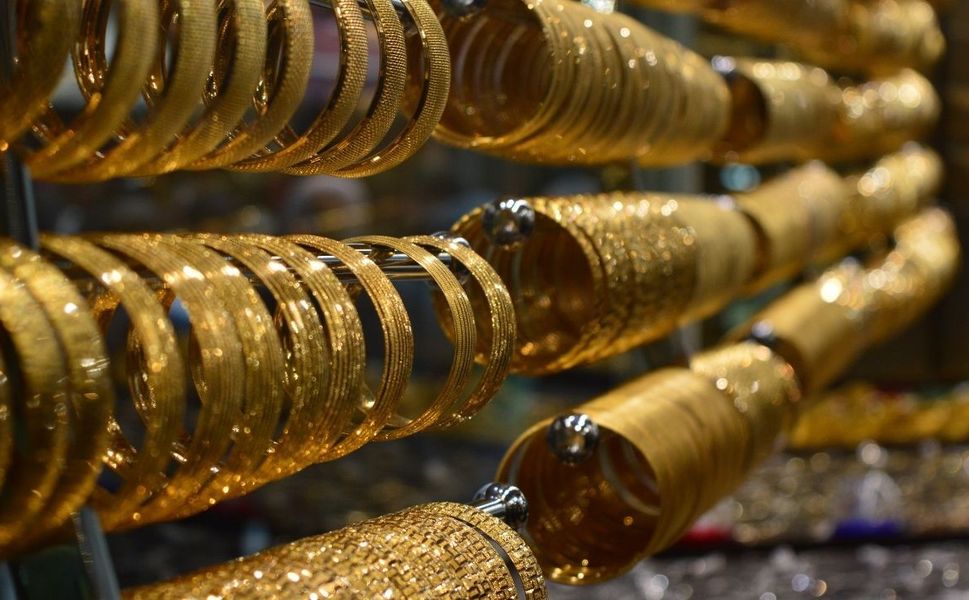 Fed başkanının o sözleri piyasaları altüst etti: Altın rekordan döndü