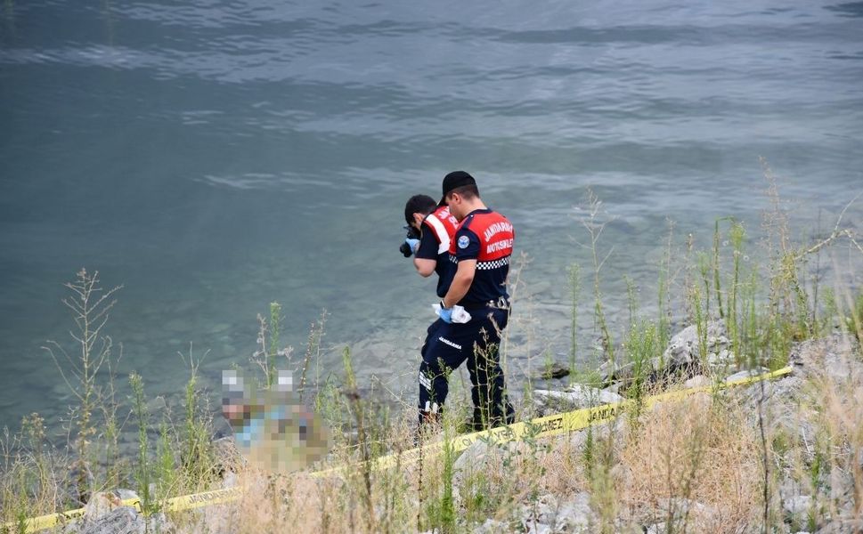 Şok ölüm: Hava almaya çıktı, gölde cansız bedenine ulaşıldı!
