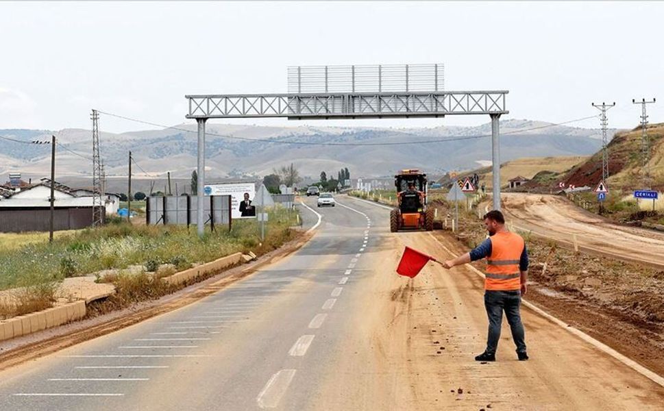 Kırıkkale-Yozgat yolunda şerit daraltılıyor