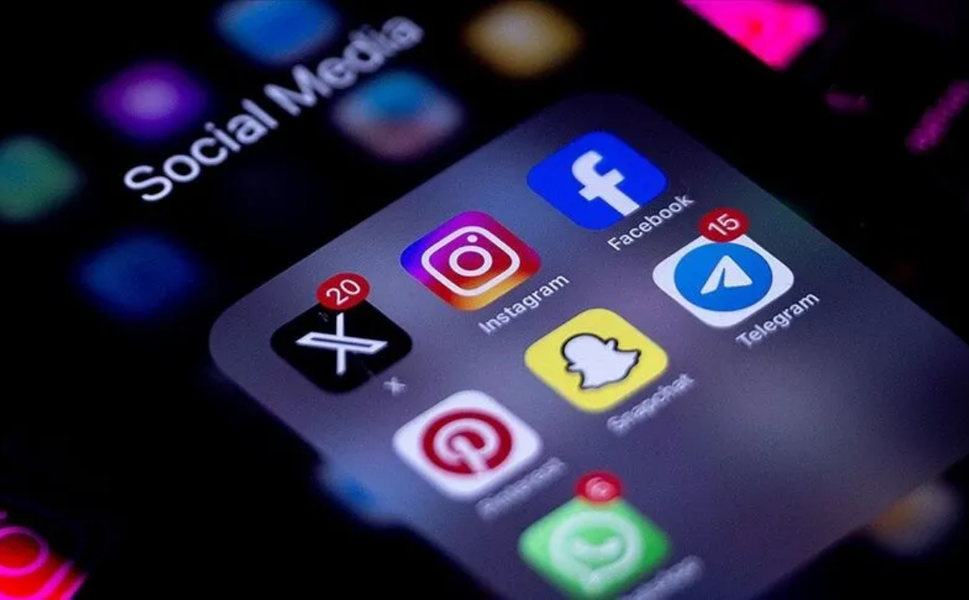 Sosyal medya kullanan memurlar dikkat: Disiplin cezaları geliyor