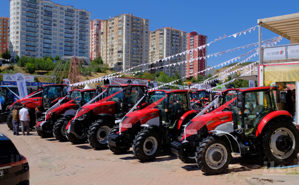 Yozgat Tarım Fuarı’nda dev firmalar çiftçilerle buluştu