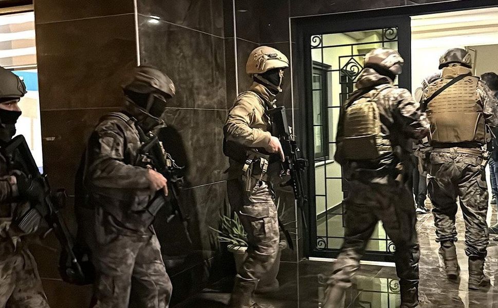 Akdağmadeni’nde silah operasyonu: 6 şüpheli yakalandı