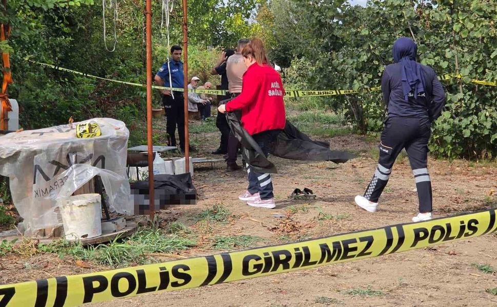 36 yaşındaki esnaf tarlada ölü bulundu!