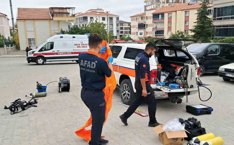 Karı kocanın ölümünde yeni detay: Küçük kız yardım istemiş