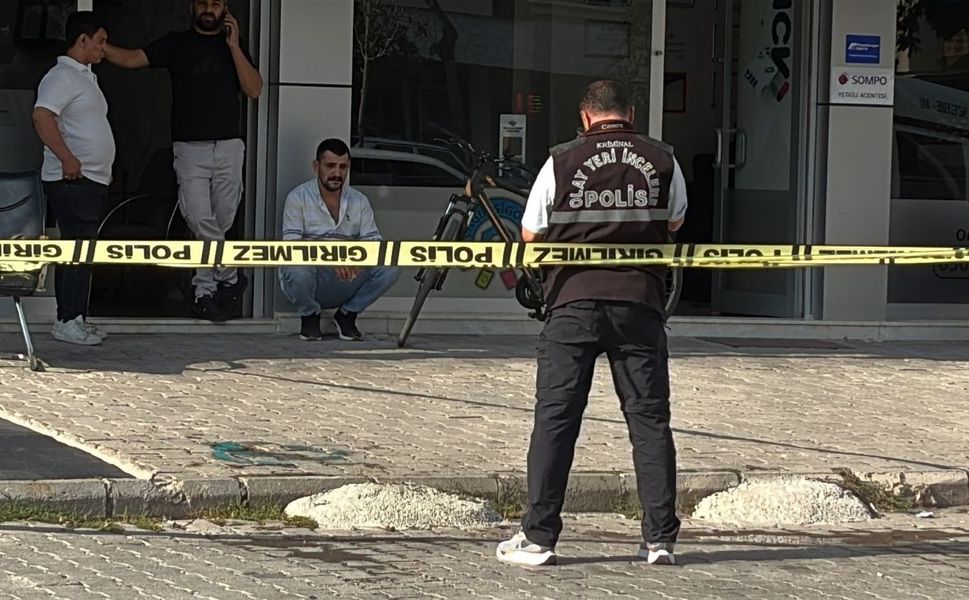 5’inci kattan düşen 49 yaşındaki adam hayatını kaybetti!