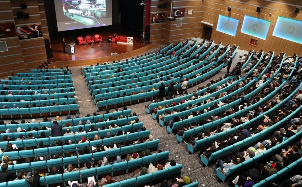 YOBÜ’de KARİYERFEST’26 heyecanı sürüyor