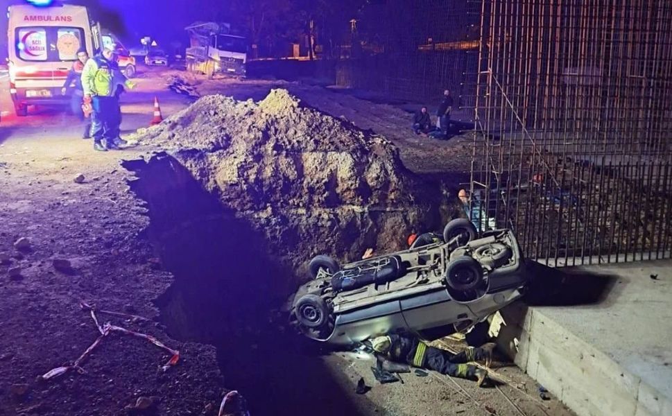 Çukura düşen otomobilden acı haber: 1 ölü, 5 yaralı