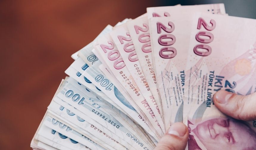 Cumhuriyet Bayramı'nın 100. yılında emeklilere özel ikramiye heyecanı (6)