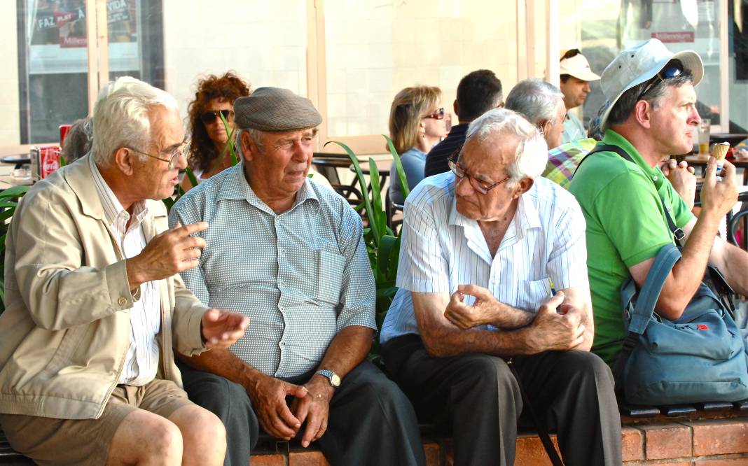 Emeklilere ücretsiz olacak! Sivas, Kırıkkale, Çorum, Tokat ve Yozgat'ta da geçerli olacak! (1)