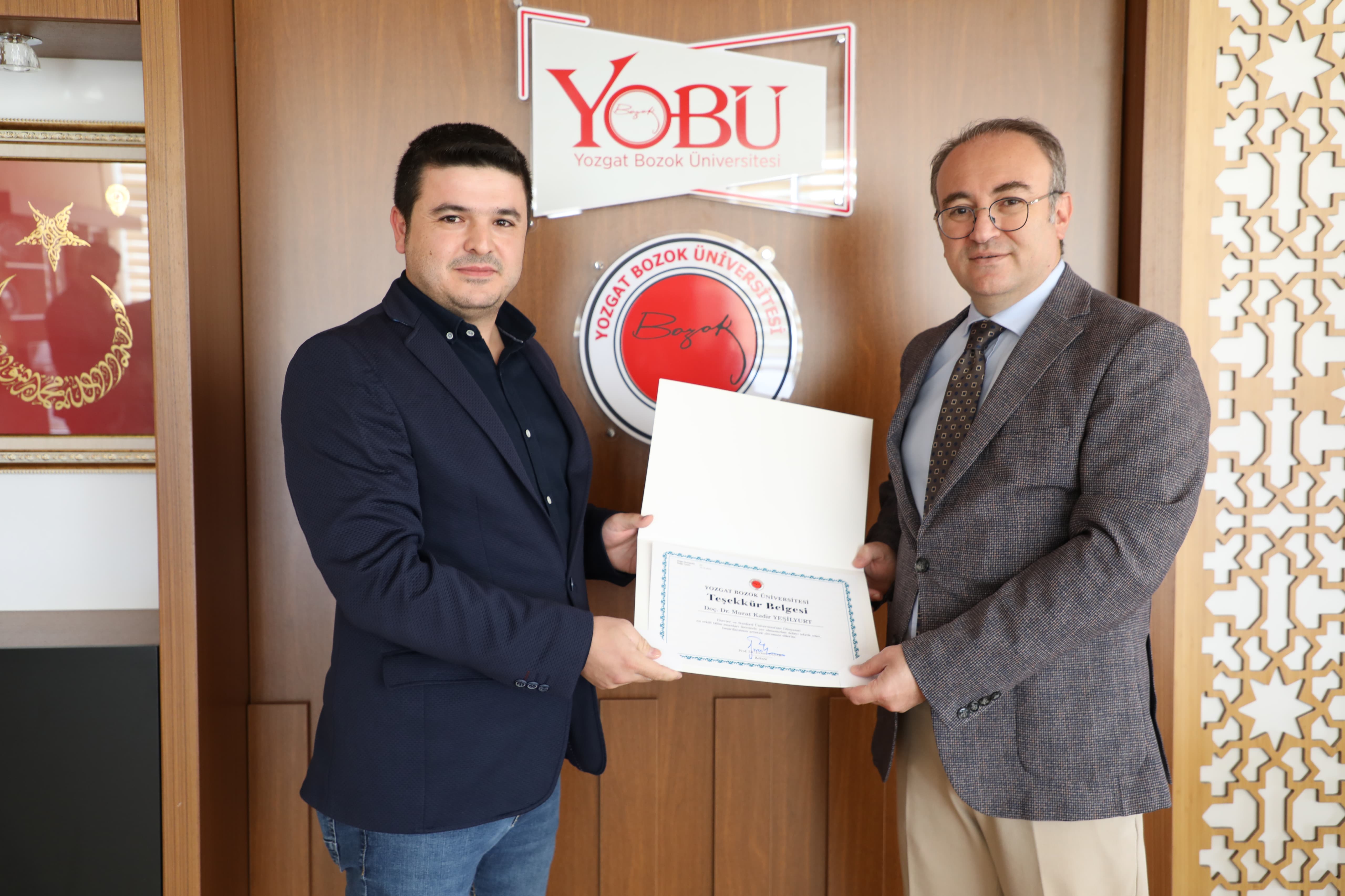 Rektör’den teşekkür belgesi