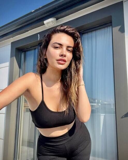 Ece ronay kimdir