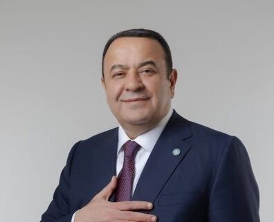 Adnan Beker kimdir? Adnan Beker nereli, kaç yaşında, hangi partili, evli mi?