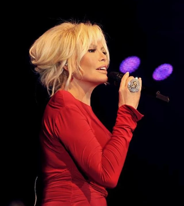 ajda pekkan (1)