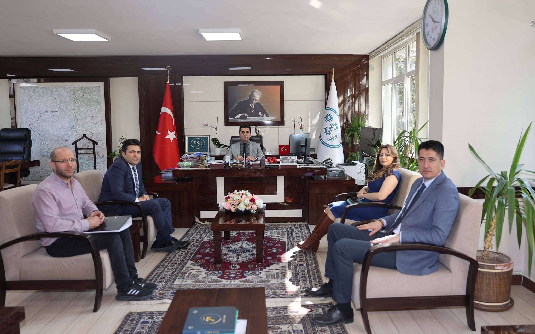 Sözleşme Imzalandı