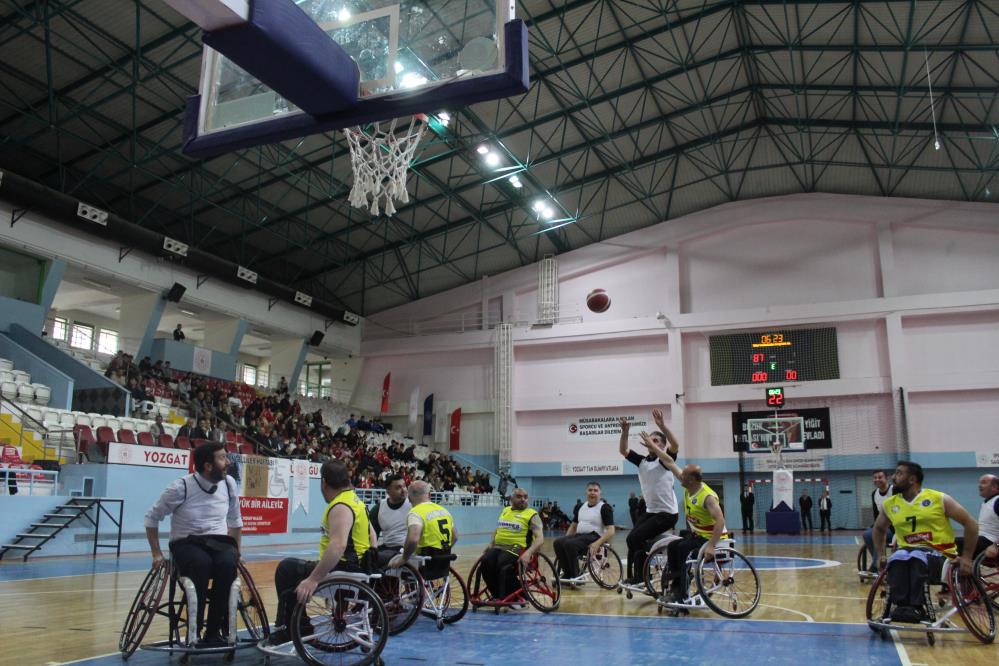 Basketler Engeller Için Atıldı2