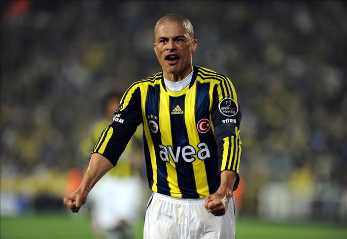 Fenerbahçe’nin Dünyaca Ünlü Yıldızı Türkiye’ye Geldi! (2)