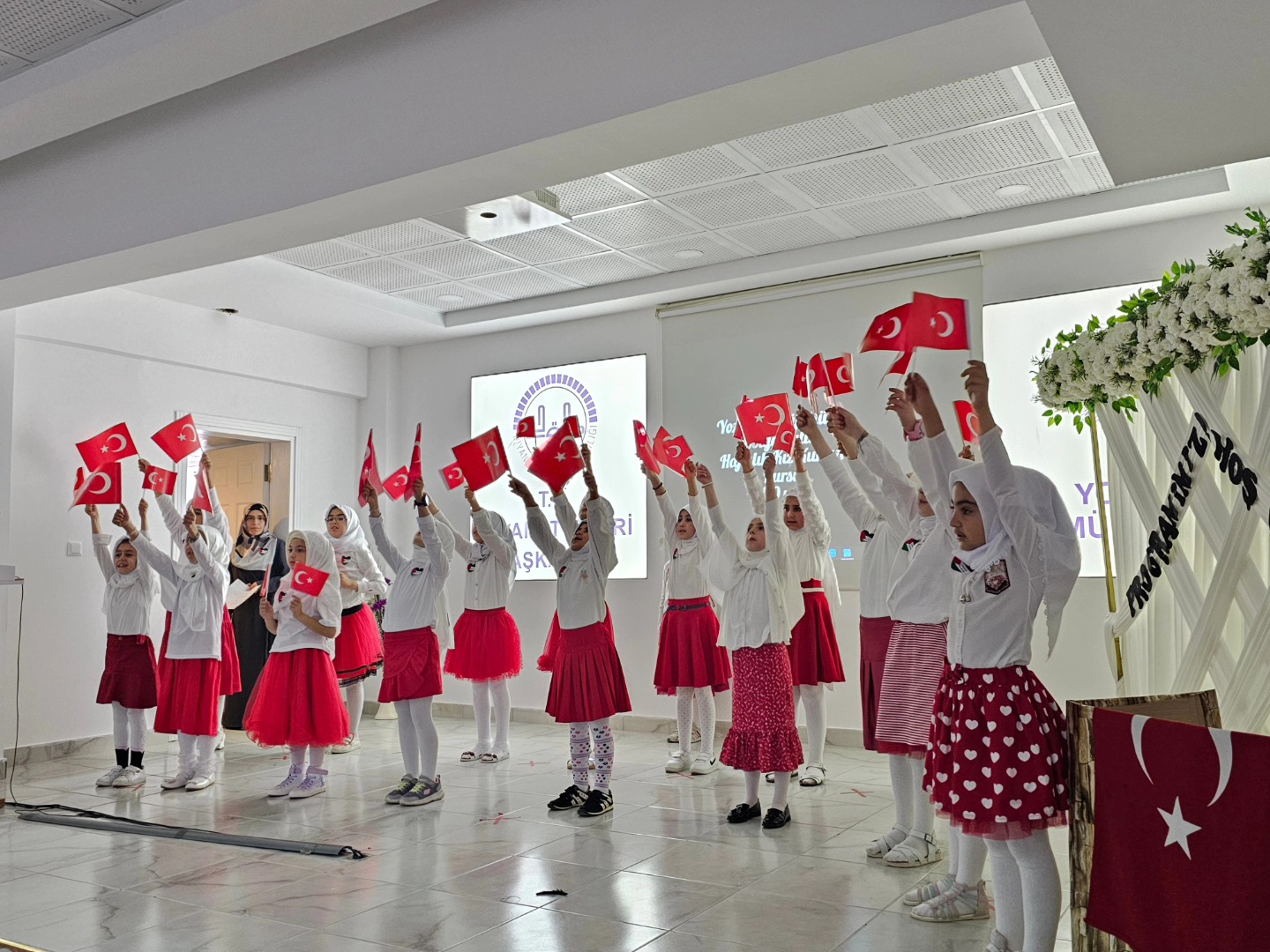Miniklerden Anlamlı Kapanış3