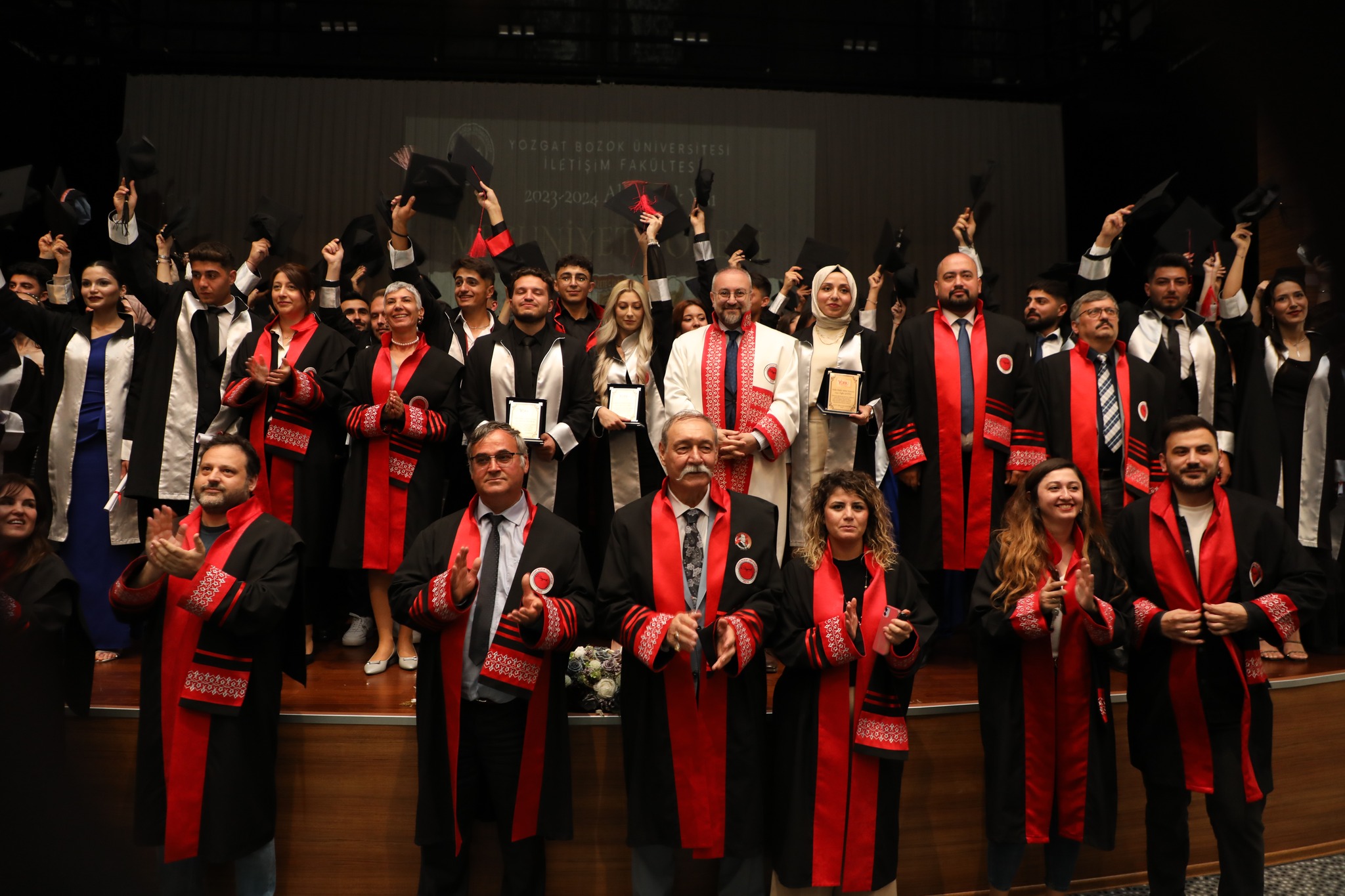 İletişimciler Mezun Oldu4-1