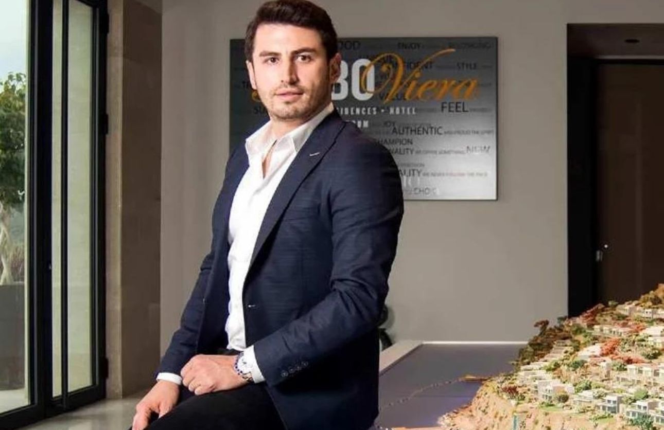 Efe Bezci (2)