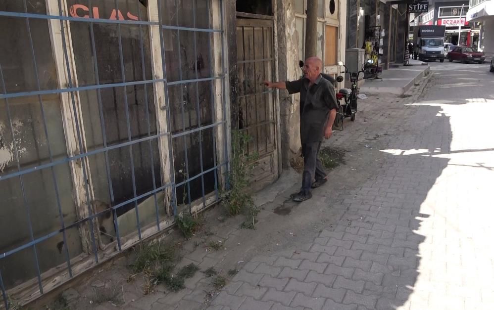 Son Demlerini Yaşıyor (5)