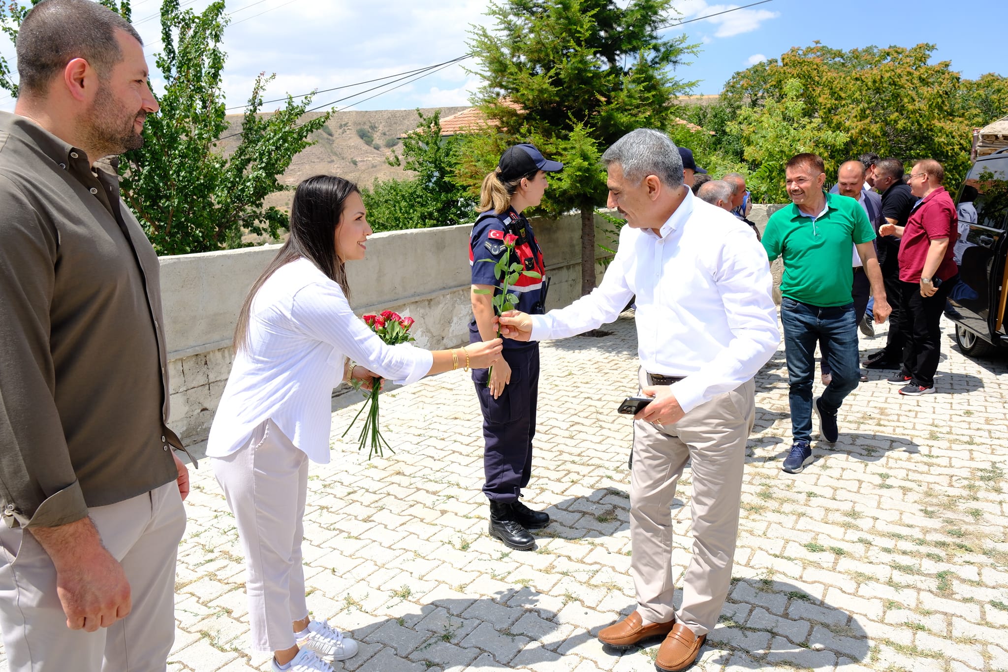 Vali Köy Halkıyla Buluştu