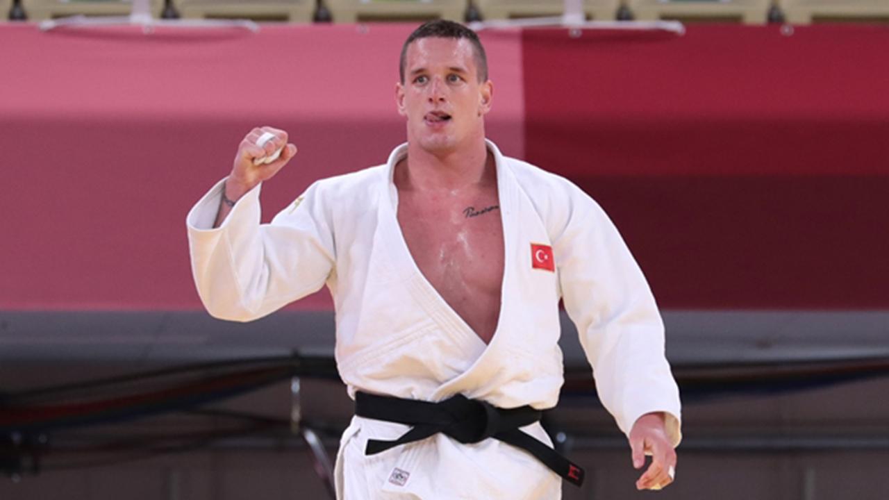 Mikail Özerler (4)