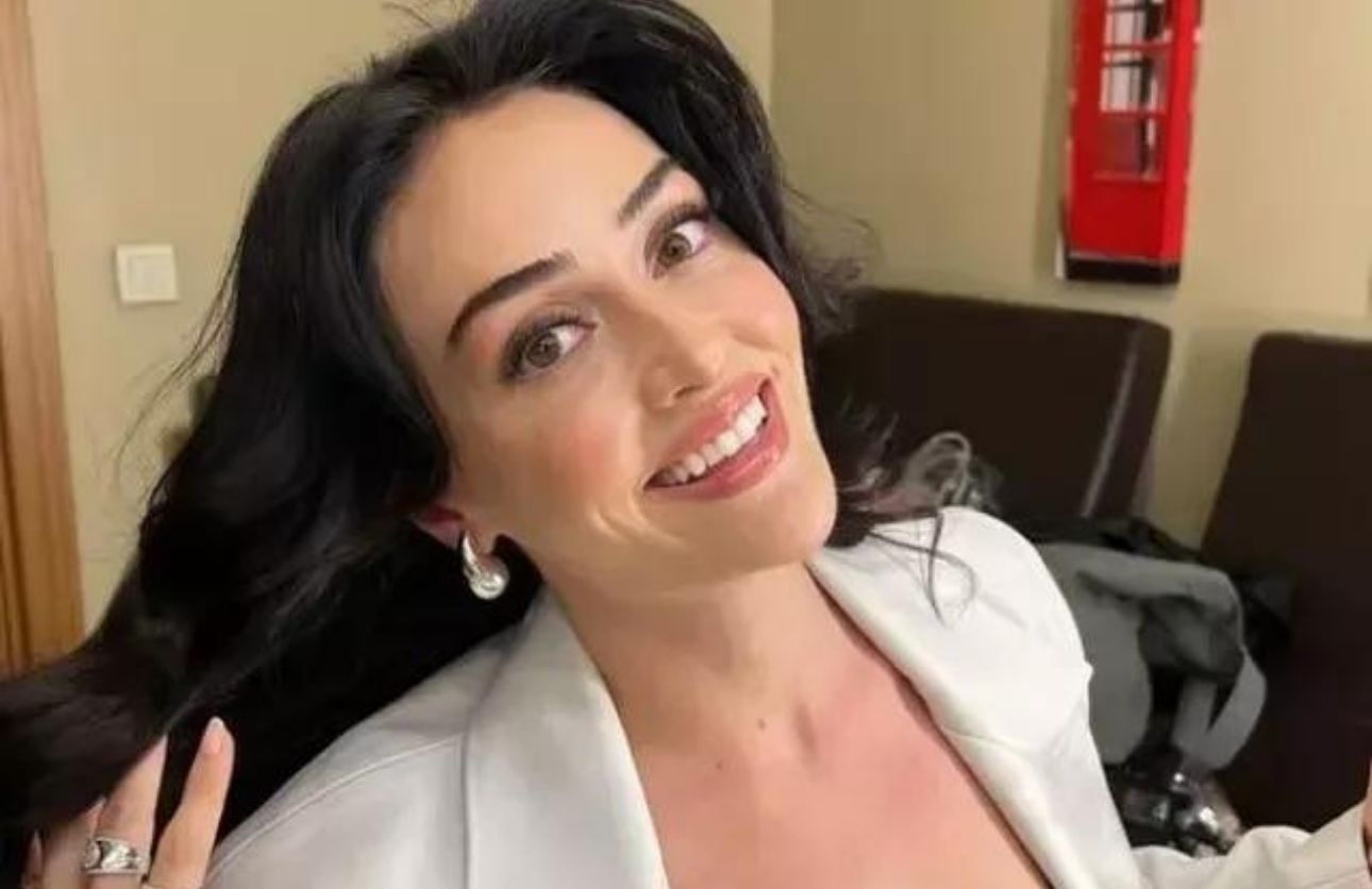 Esra Bilgiç Faruk Sabancı (2)
