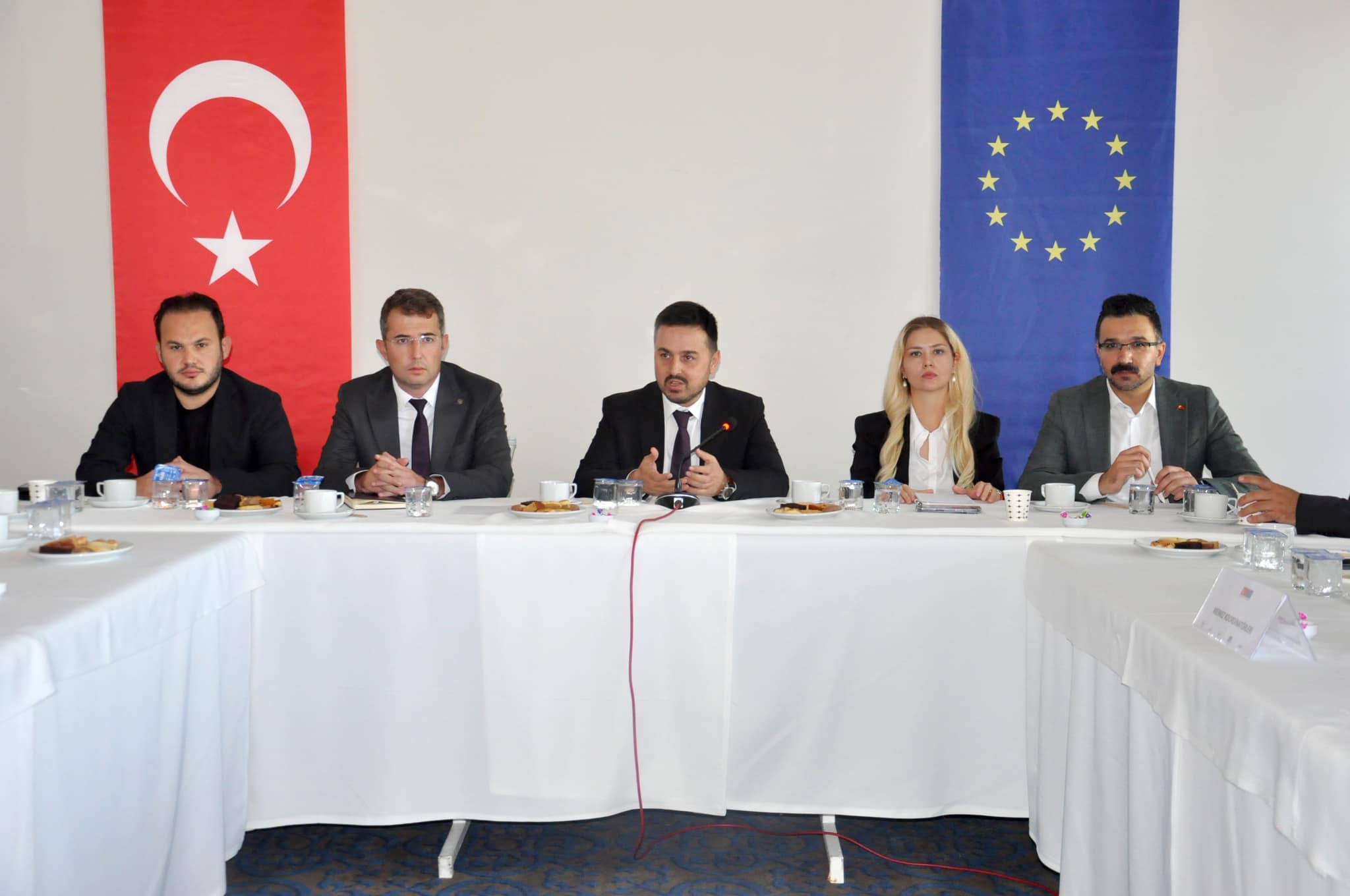 Ofis Personeliyle Bir Araya Geldi2
