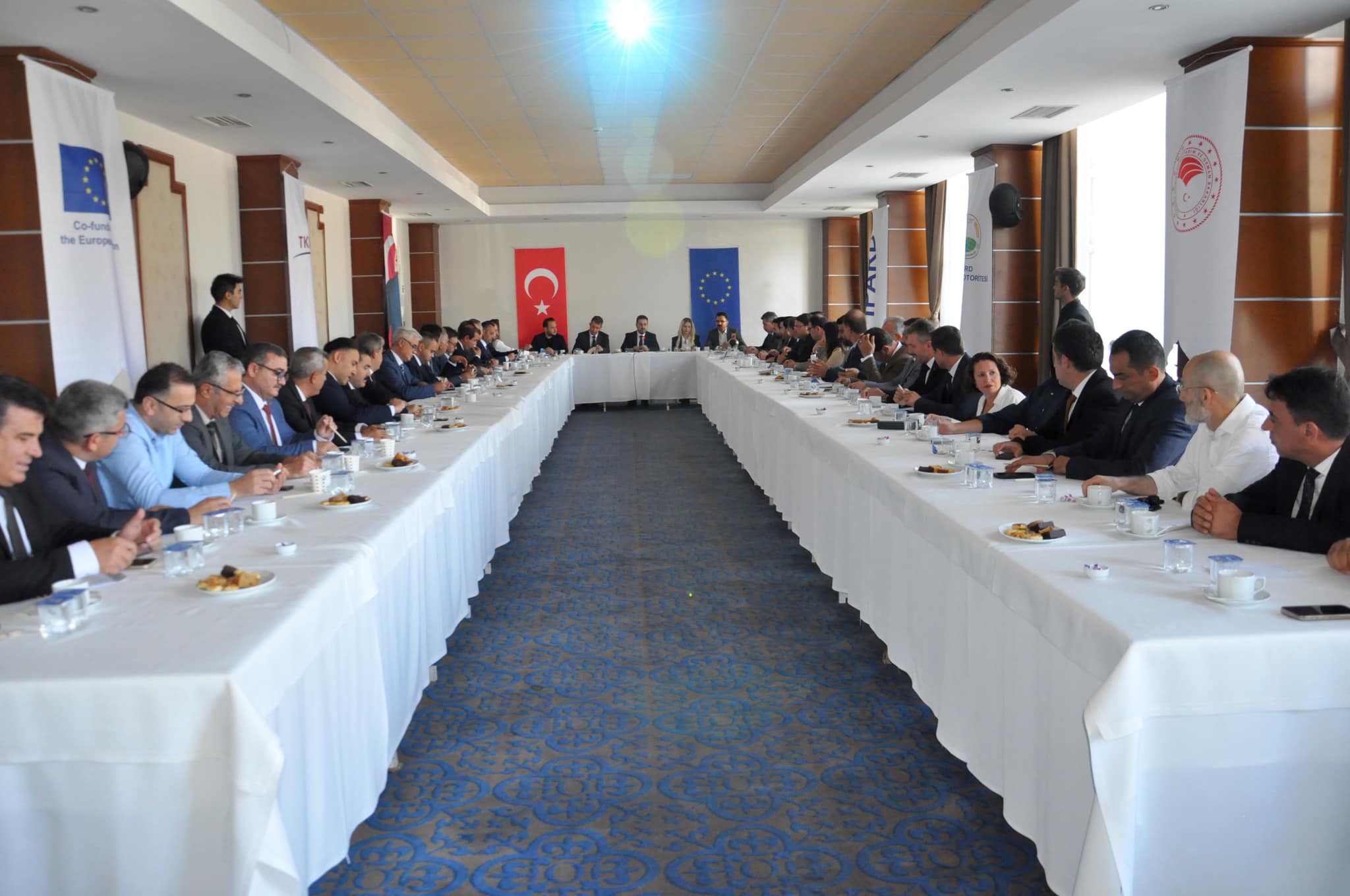 Ofis Personeliyle Bir Araya Geldi3