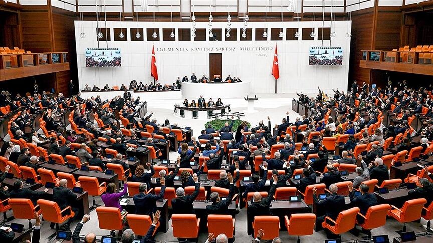 Yeni Yasama Yılı 1 Ekim'de Başlıyor (2)