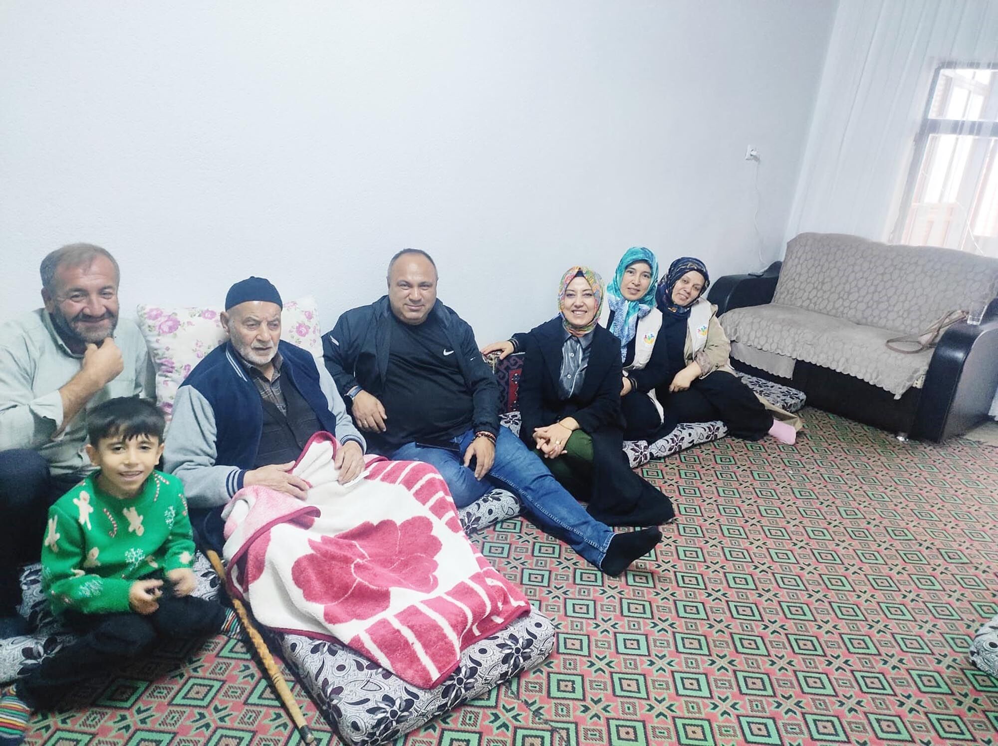 Şevkat Eli̇ (2)