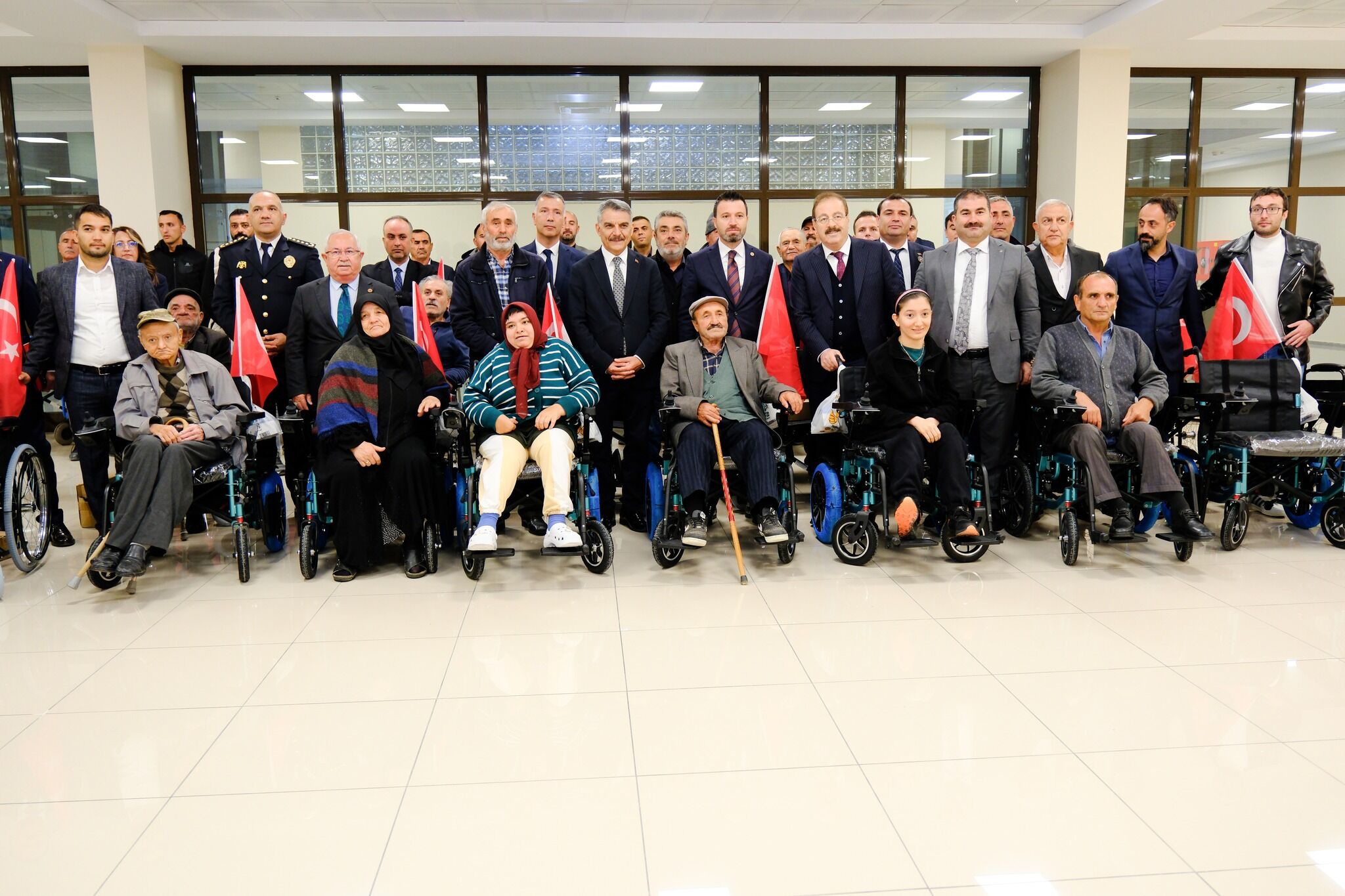 Tekerlekli Sandalye Dağıtımı Yapıldı4