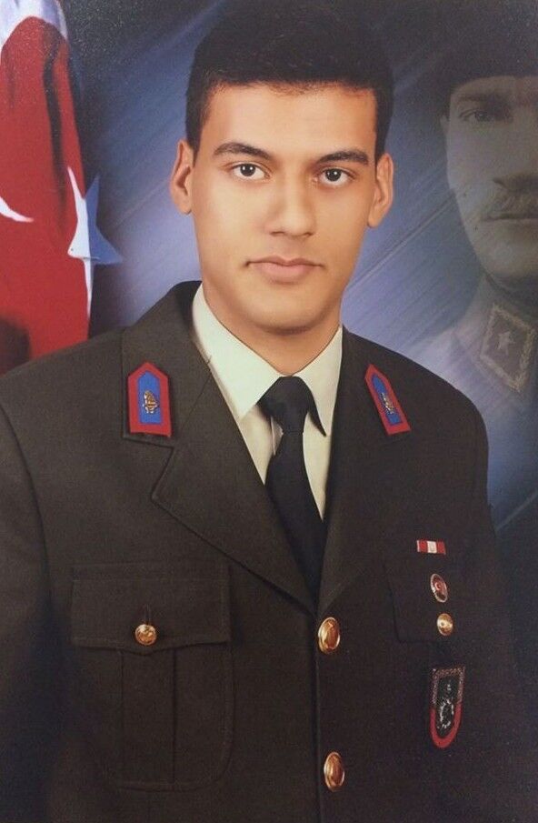 Semih Özbey Kimdir