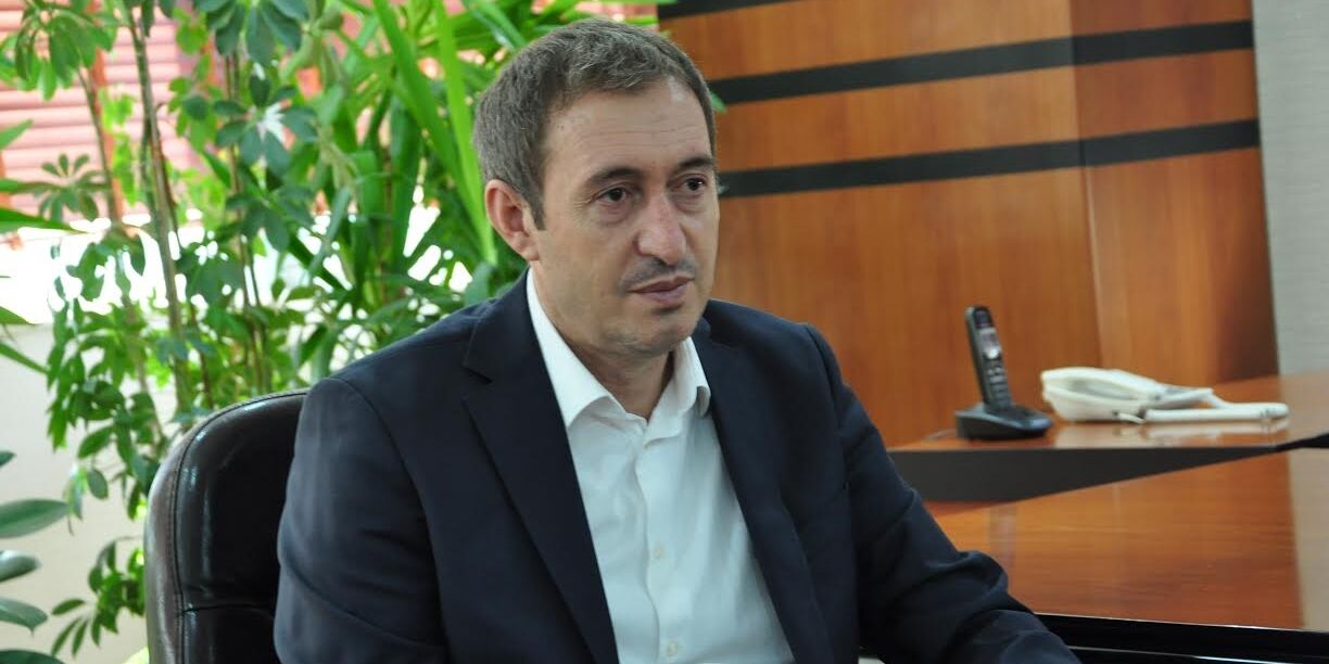 Tuncer Bakırhan Kimdir